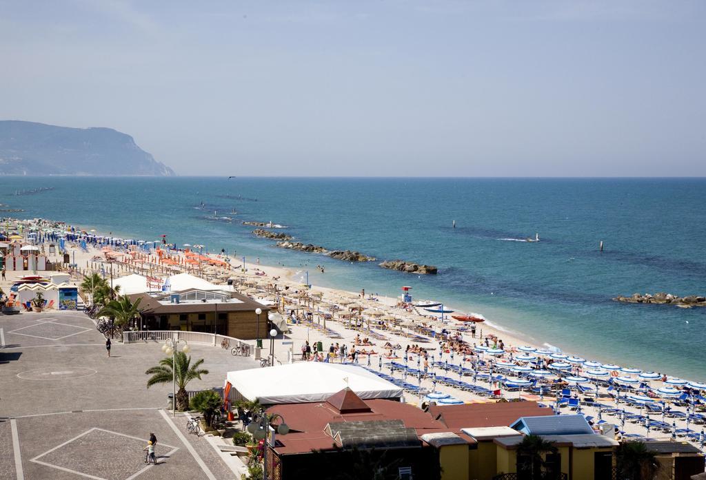 Bianchi Hotel & Residence Porto Recanati Quarto foto