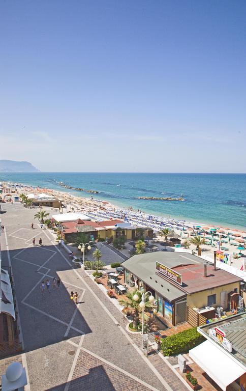Bianchi Hotel & Residence Porto Recanati Quarto foto
